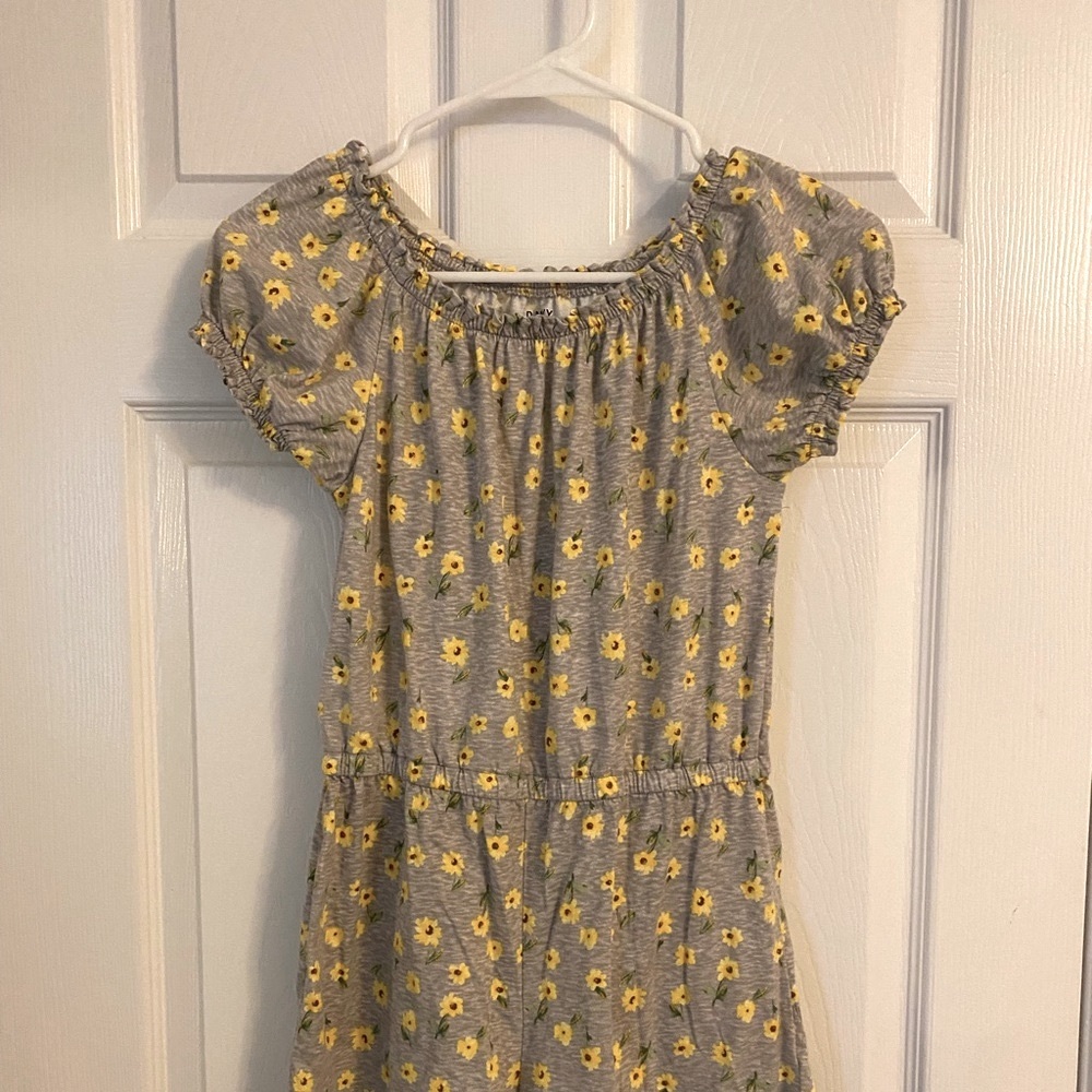 Summer Romper 🌻 NWOT